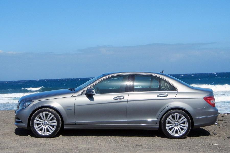  Mercedes-Benz C350 Sedan 2012 года  (фото 10 из 43)